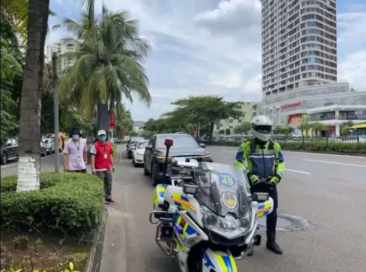 yl6809永利皇宫持续做好滞留旅客服务工作，温暖旅客回家路(图6)