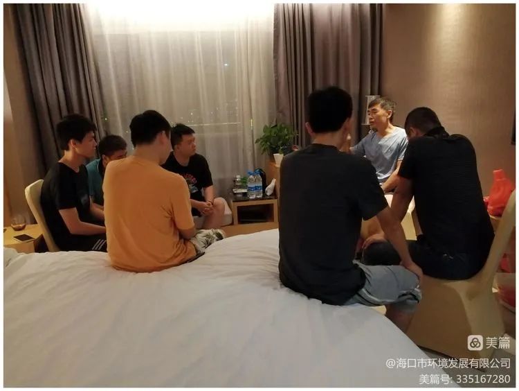 坚持党建引领 严守抗疫战场——yl6809永利皇宫海航城抗疫工作纪实(图3)