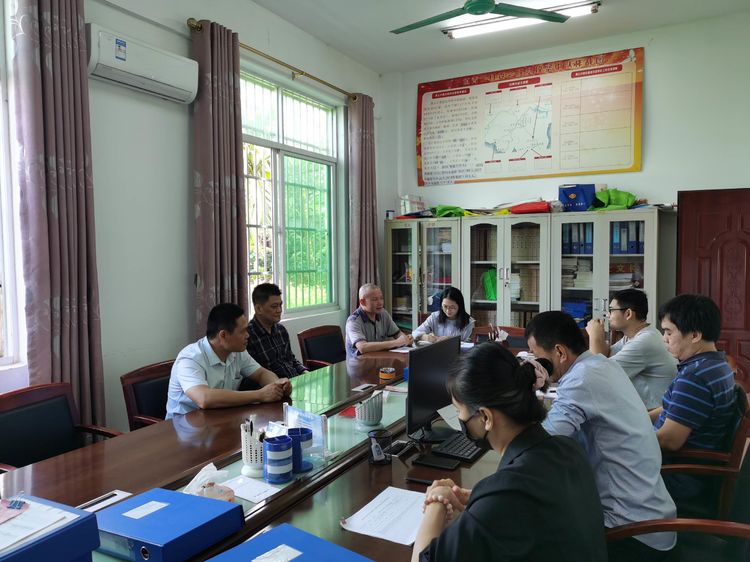 yl6809永利皇宫党委书记王蜂带队调研督导乡村振兴工作