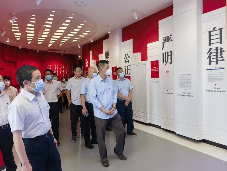 传承海瑞精神 激荡清风正气——yl6809永利皇宫开展“清廉国企 青廉有我”主题党日活动(图7)