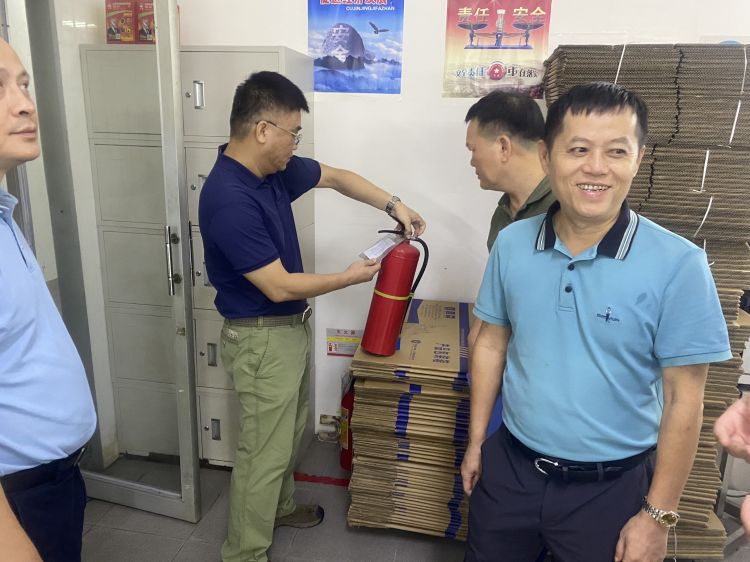 yl6809永利皇宫开展中秋国庆节前安全生产大检查(图3)