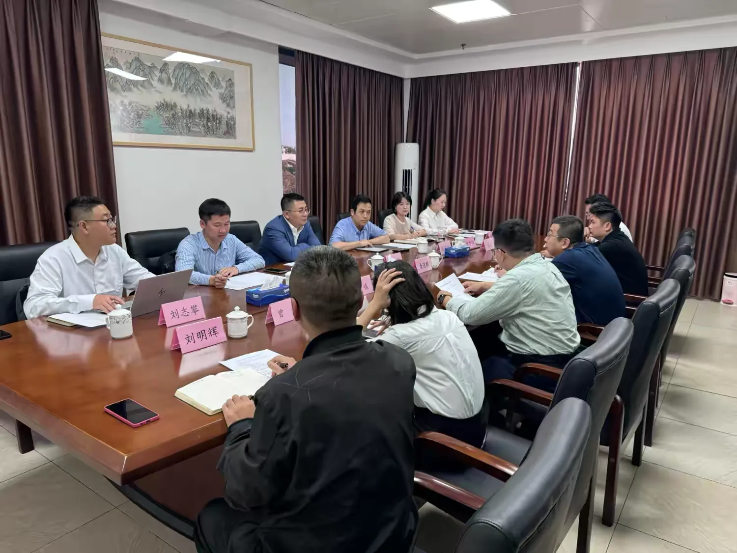 yl6809永利皇宫与宁德时代新能源科技股份有限公司开展交流座谈