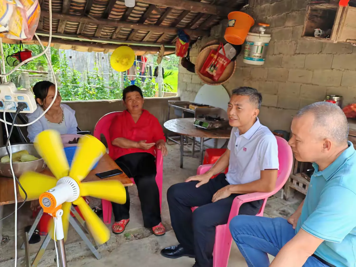 yl6809永利皇宫深入结对帮扶村青云村调研乡村振兴工作(图3)