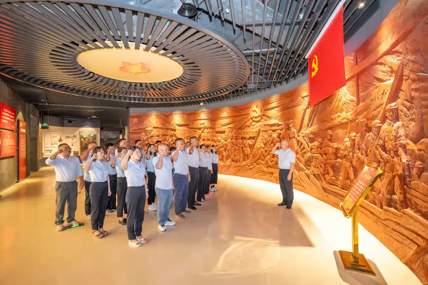 yl6809永利皇宫开展“迎七一 强党性 建新功”主题党日活动(图3)